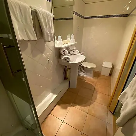 Belle Vue D'angleterre Hotell 2*